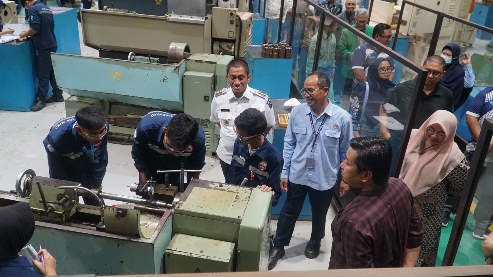 WhatsApp Image 2025-11-05 at 10.07.38 (1)