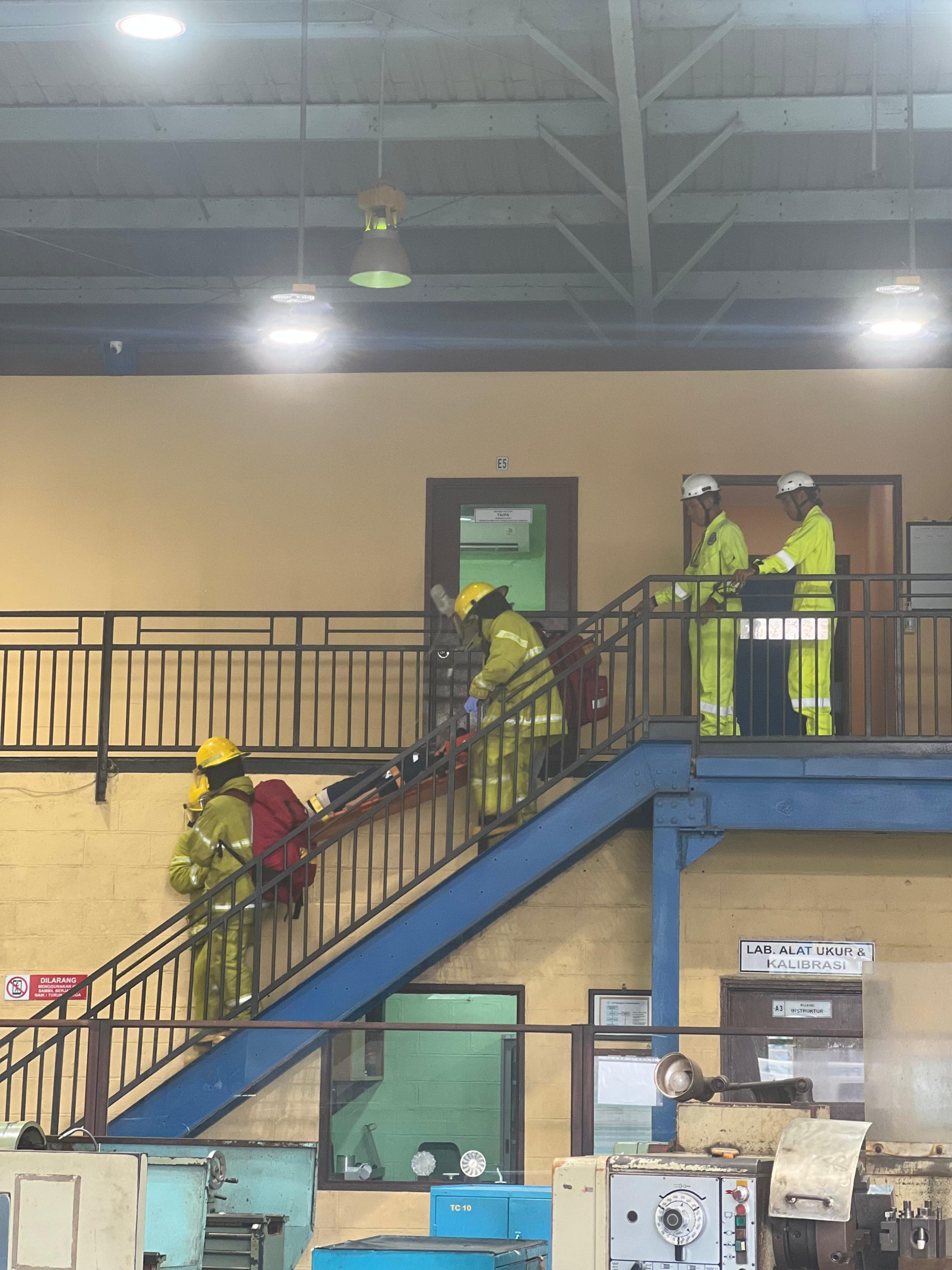 WhatsApp Image 2025-11-28 at 09.41.05