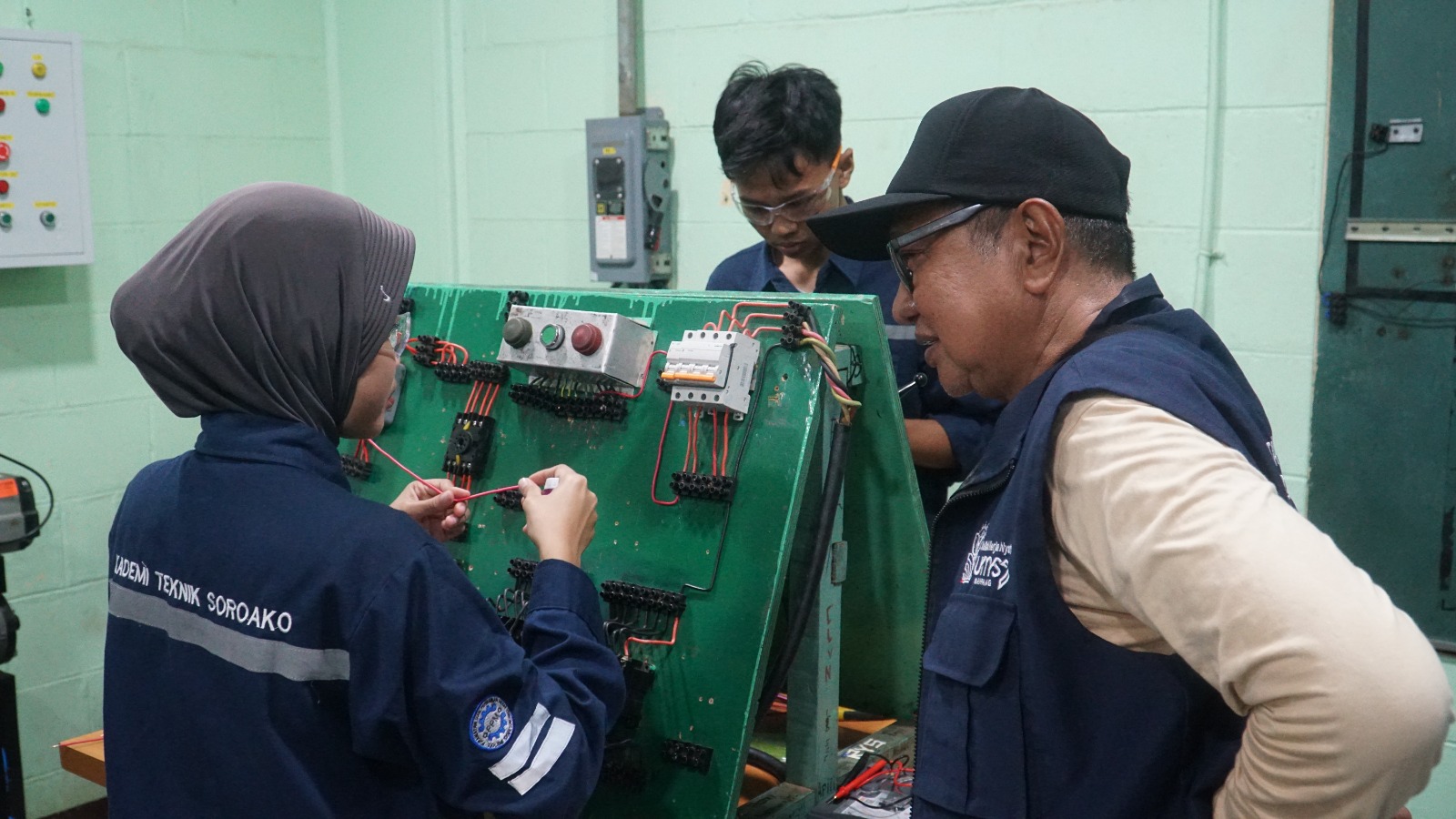 WhatsApp Image 2025-12-22 at 07.38.48 (3)