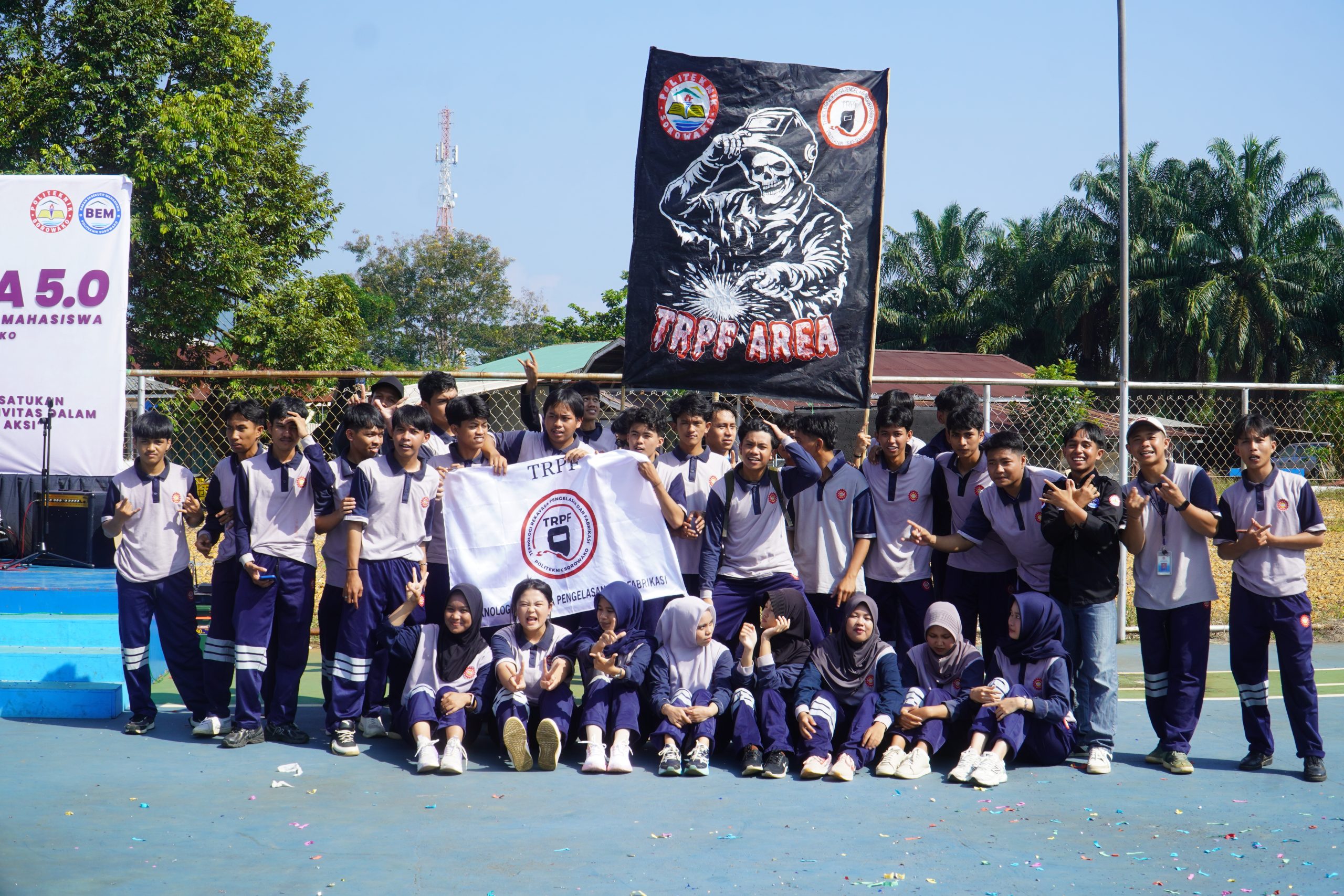 POL08356